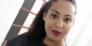 A mulher morreu após a cirurgia (Foto: Reprodução/Redes Sociais)