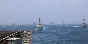 navios-dos-eua-estreito-de-ormuz-ira-300x167.jpg
