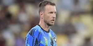 neto-ex-athletico-fora-dos-planos-botafogo-goleiro