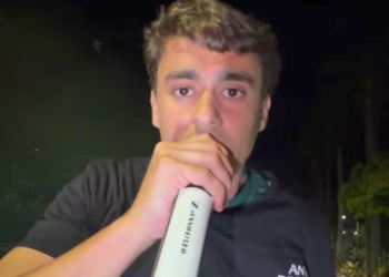 nikolasss