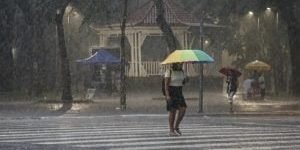 nova-fente-fria-e-alertas-de-tempestades-300x179-1