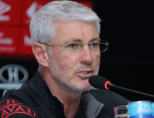 odair-hellmann-athletico-chapecoense