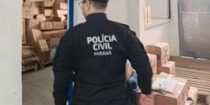 pcpr_prende_dois_homens_e_desarticula_esquema_de_falsificacao_de_produtos_licenciados_em_curitibaa.j.jpeg