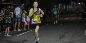 Atletas na Corrida Noturna da Guarda Municipal — Foto: A+