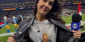 Foto: 1 de 1 Foto da repórter Mariana Spinelli, da Rede Globo, usando uma camise