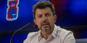 tcheco-parana-clube-apresentacao
