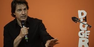 tom-cruise
