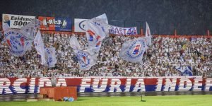torcida-parana-clube-vila-capanema