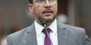 Foto: Deputado Arilson Chiorato protocolou proposta que autoriza uso experimenta