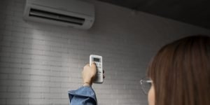 young-woman-using-home-technology